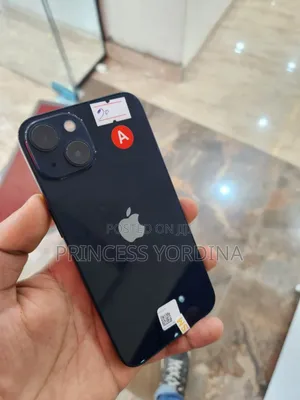 New Apple iPhone 13 128 GB Black