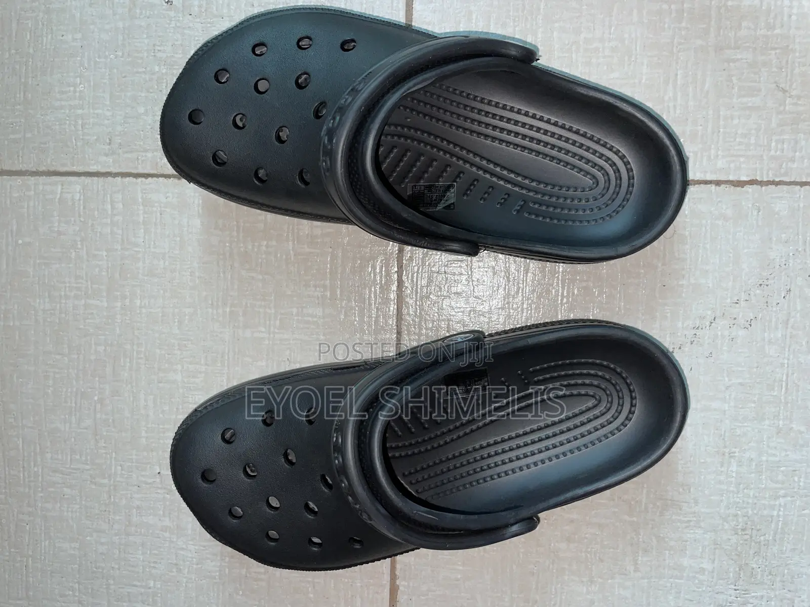 Black Crocs