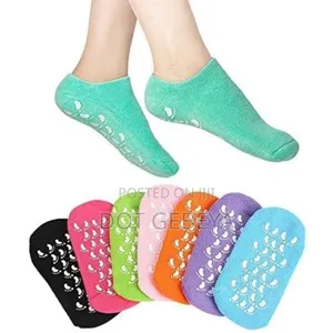 Soft Moisturizing Gel Socks Foot Care
