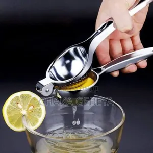 Heavy-Duty Lemon/Lime Squeezer Clip - Extracts Maximum Juice, Catches