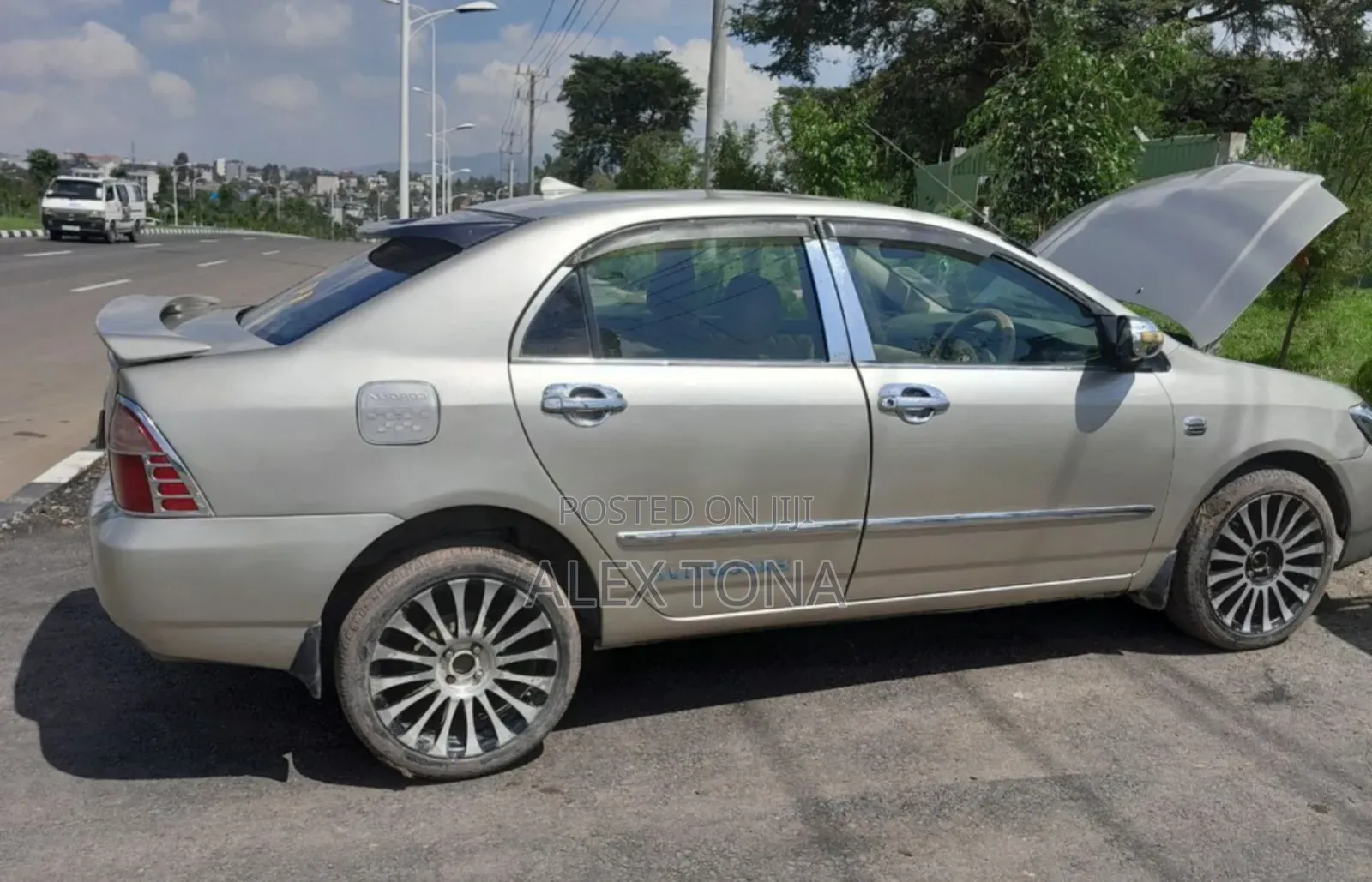Toyota Corolla 2005 Gold