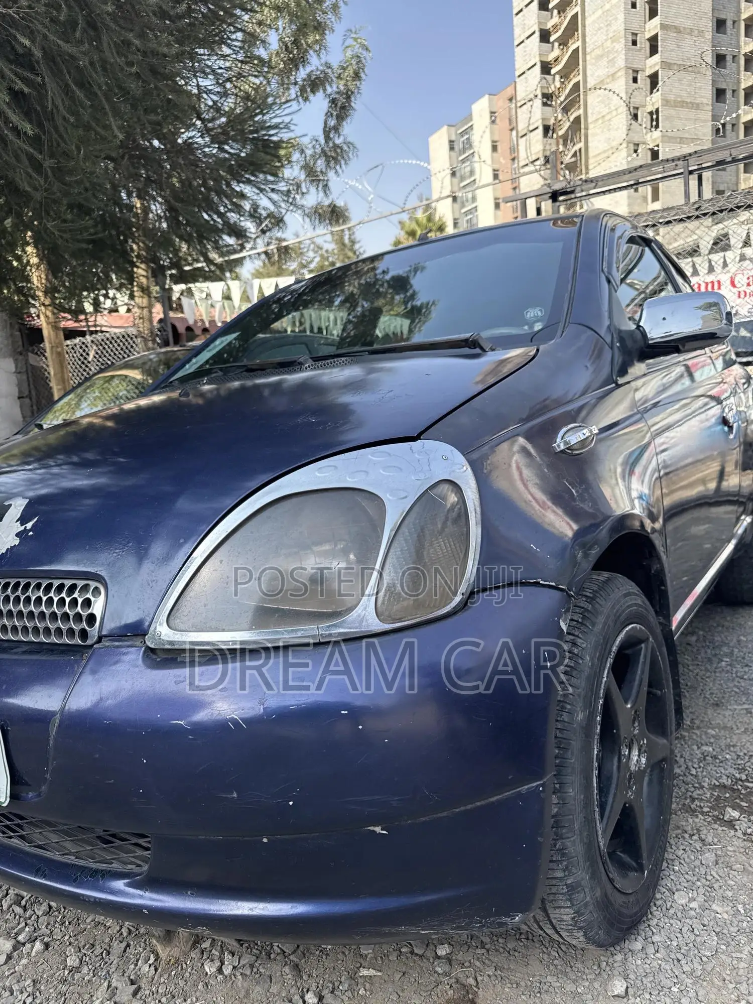 Toyota Vitz 2001 Blue