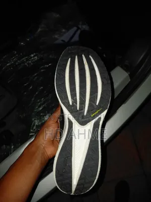 ምርጥ ስኬቸር ጫማ ምቾት ያለው