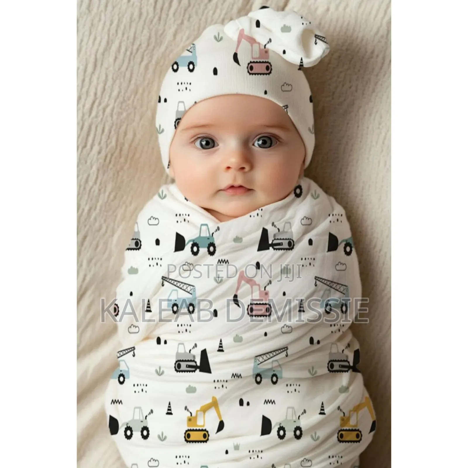 Newborn Swaddle Receiving Blanket Hat (ማች ኮፍያ ያለዉ)