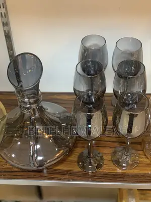 Deli Glass