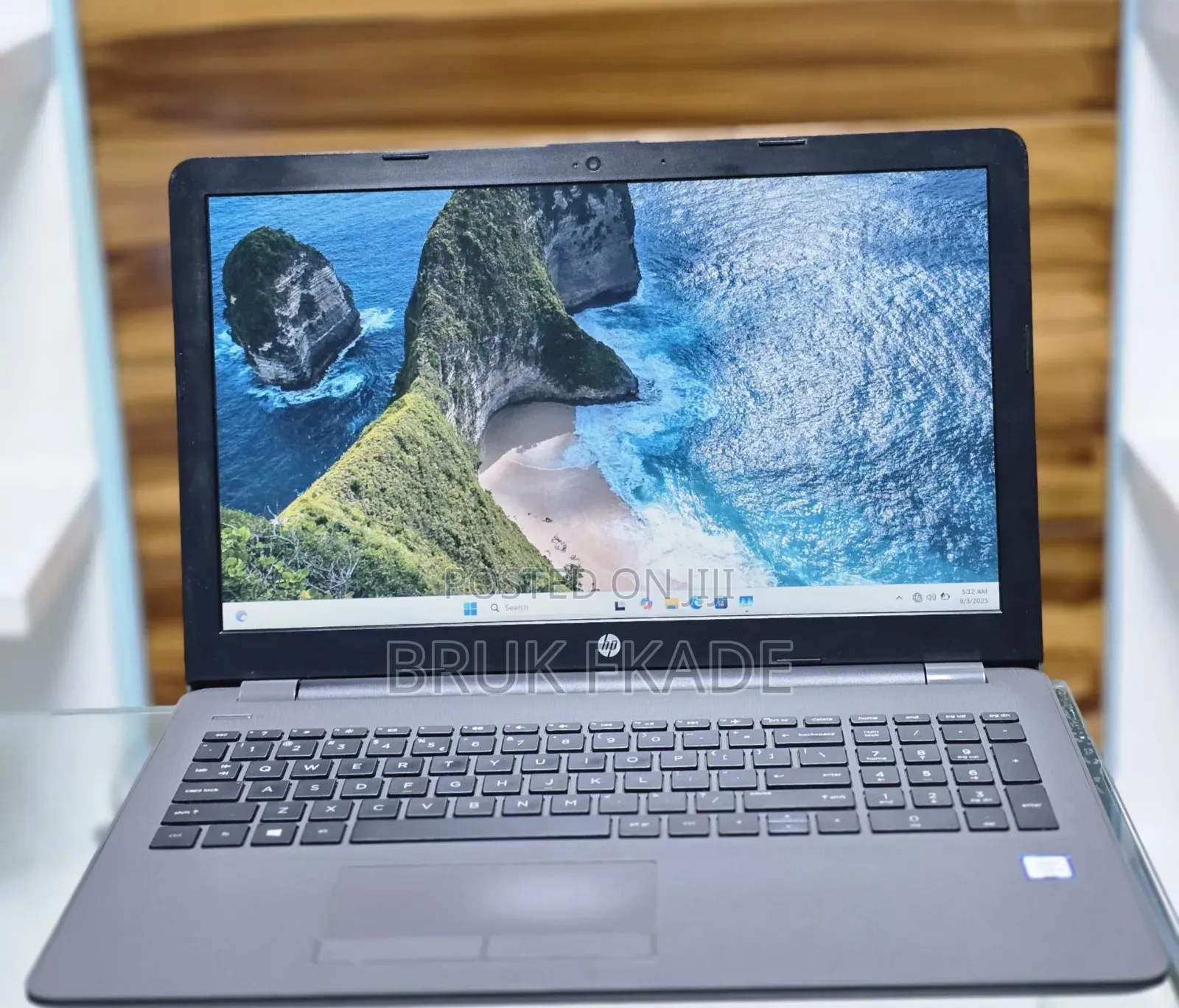 New Laptop HP Pavilion 15 8GB Intel Core I5 HDD 16 GB
