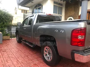 Chevrolet Silverado 1500 LT 2013 Blue
