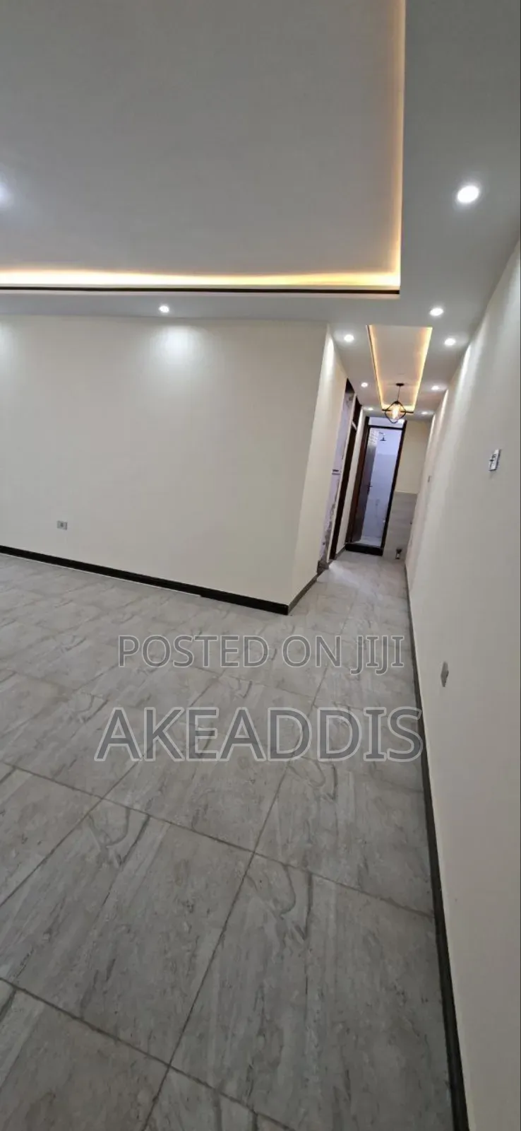 Furnished 2bdrm Condo in Boe Ayat, Bole for sale