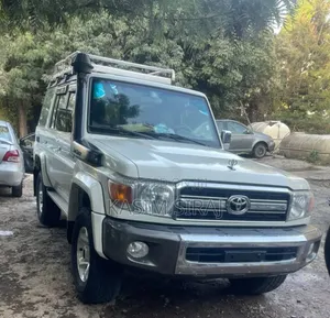 Toyota Land Cruiser 4.5 V8 TD 2020 White
