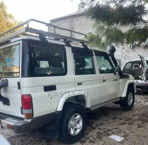 Toyota Land Cruiser 4.5 V8 TD 2020 White