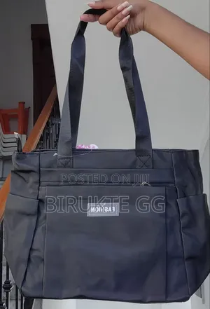 Tote Bags With Multiple Colors