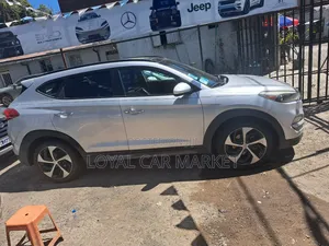 Hyundai Tucson 2016 Gray