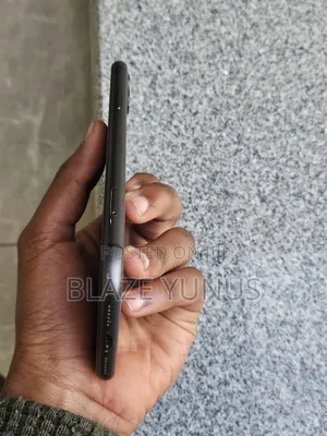 Apple iPhone 11 64 GB Black