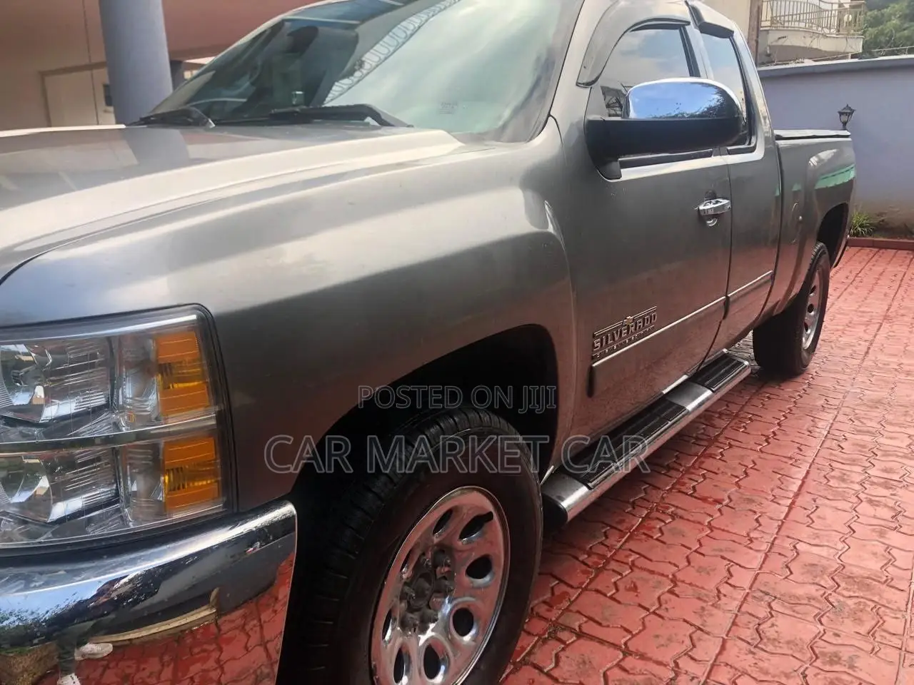 Chevrolet Silverado 1500 LT 2013 Gray