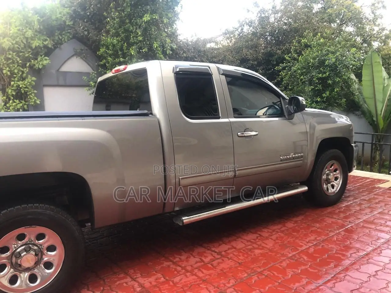 Chevrolet Silverado 1500 LT 2013 Gray