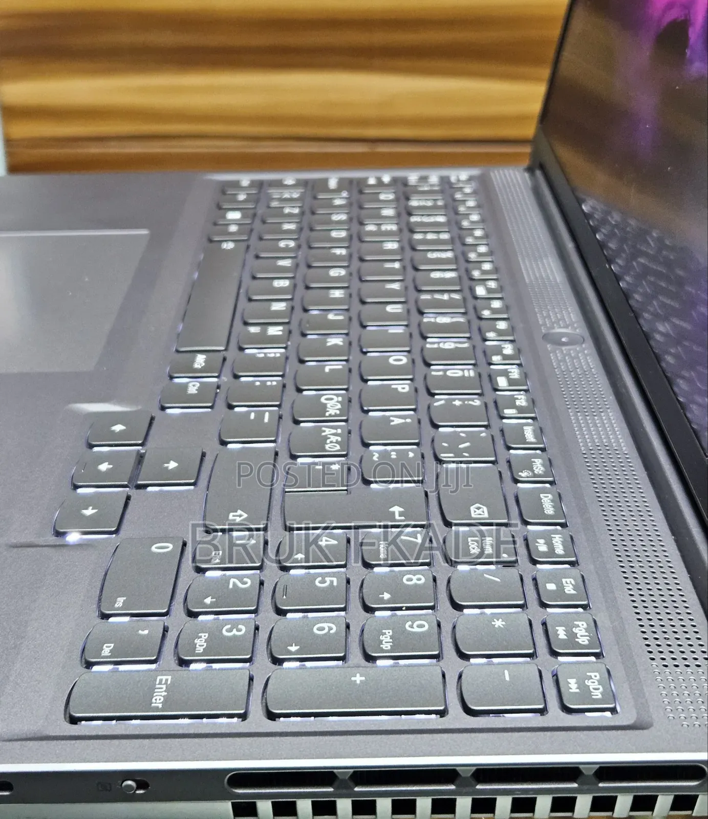 New Laptop Lenovo Legion 5 16GB AMD Ryzen 7 SSD 512GB
