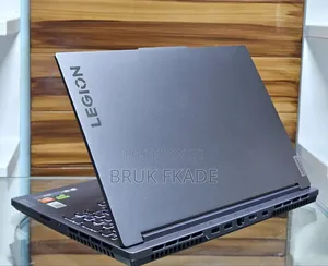 New Laptop Lenovo Legion 5 16GB AMD Ryzen 7 SSD 512GB