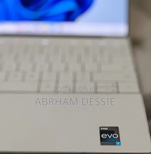 New Laptop Dell 32GB Intel Core I7 SSD 1T