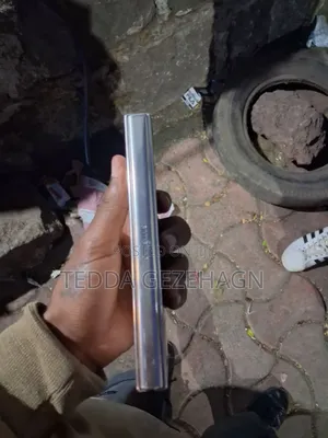 New Samsung Galaxy Z Fold4 256 GB Blue