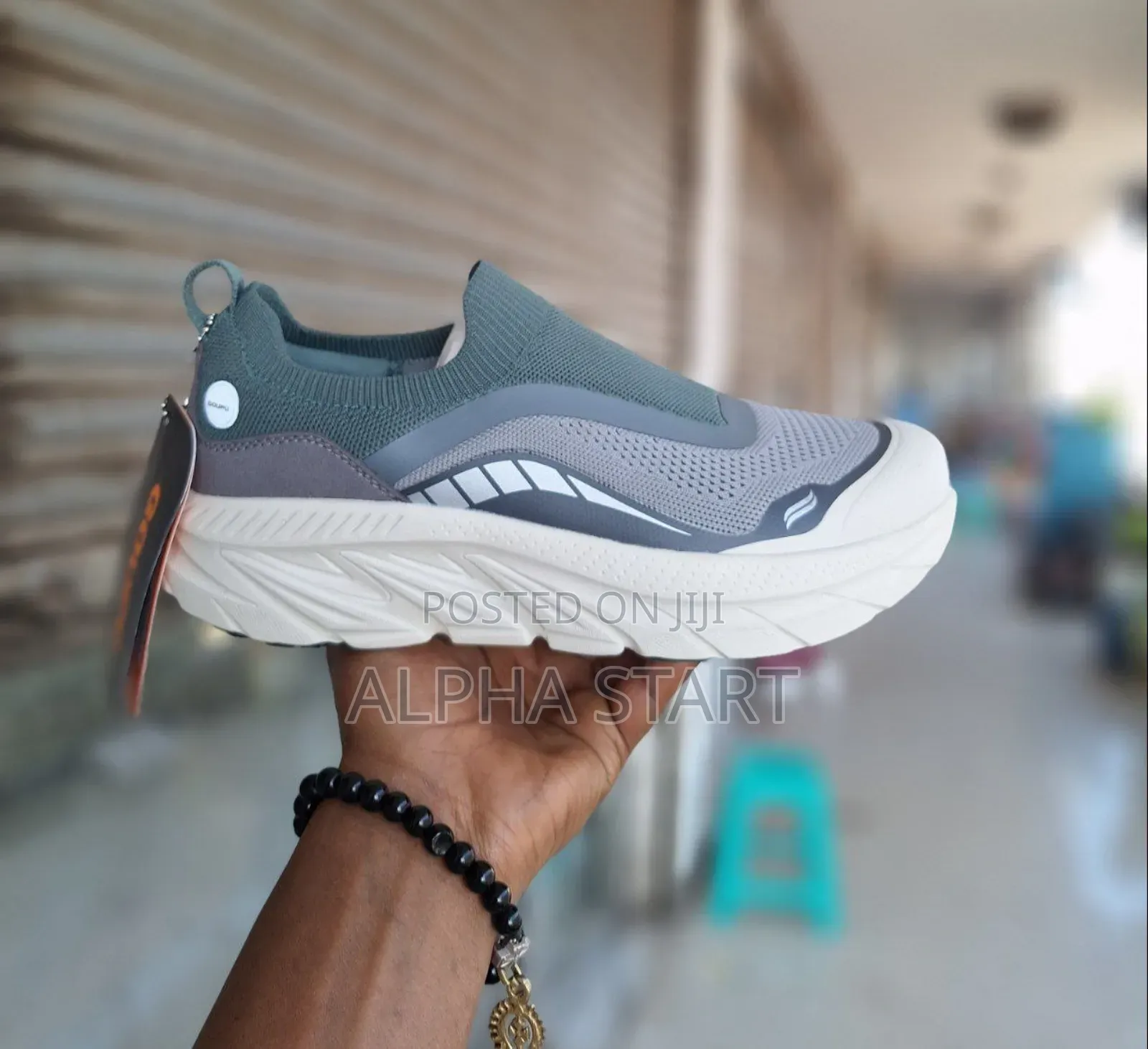 New Arrival Goupu Comfortable Sneakers Made in Vietnam