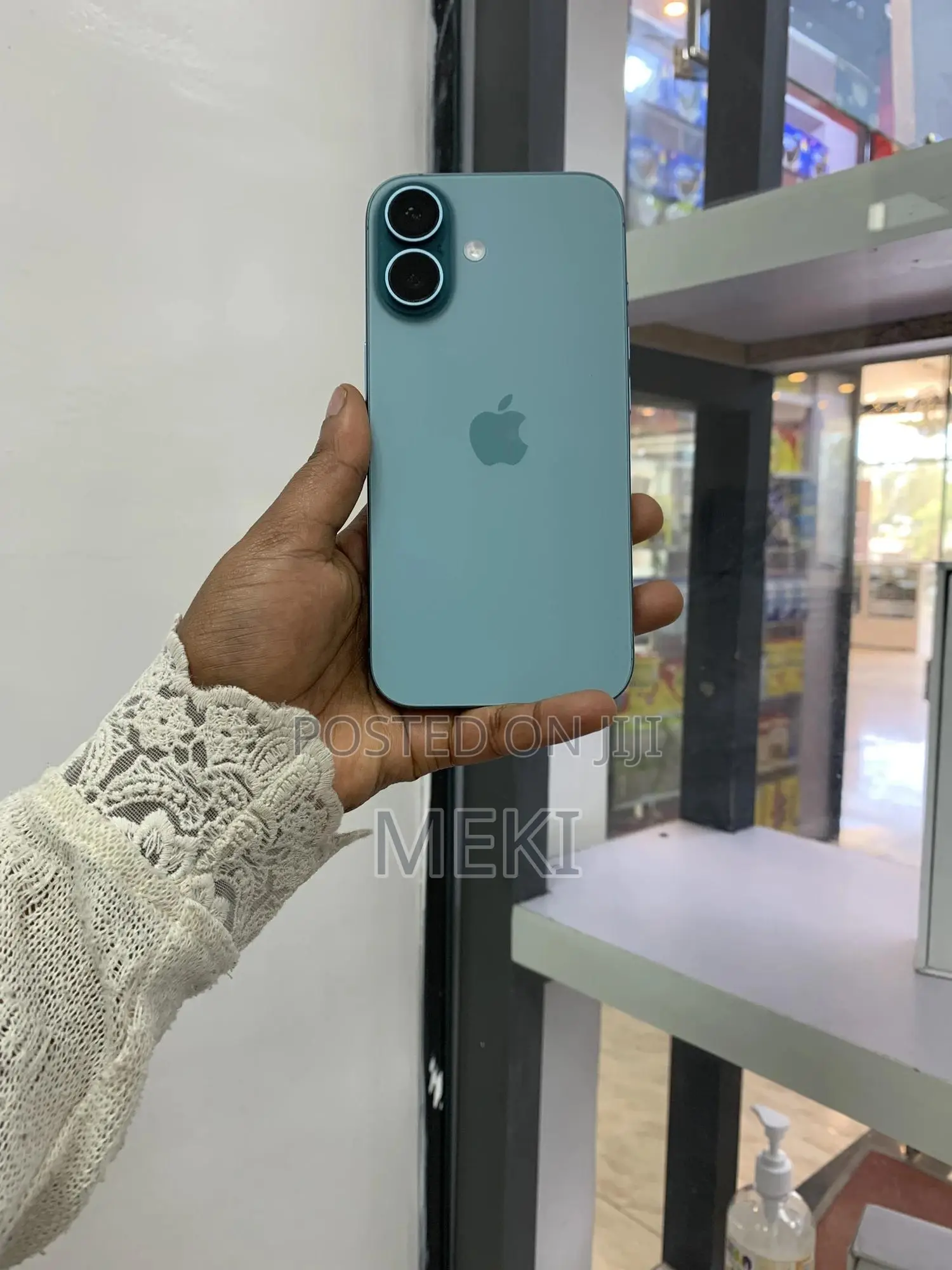 Apple iPhone 16 128 GB Green