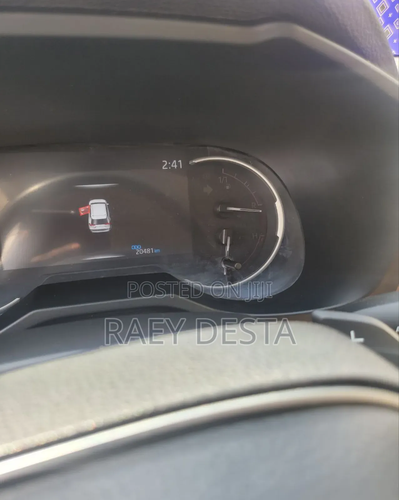 Toyota RAV4 2021 White