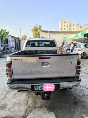 Toyota Hilux 2015 Silver