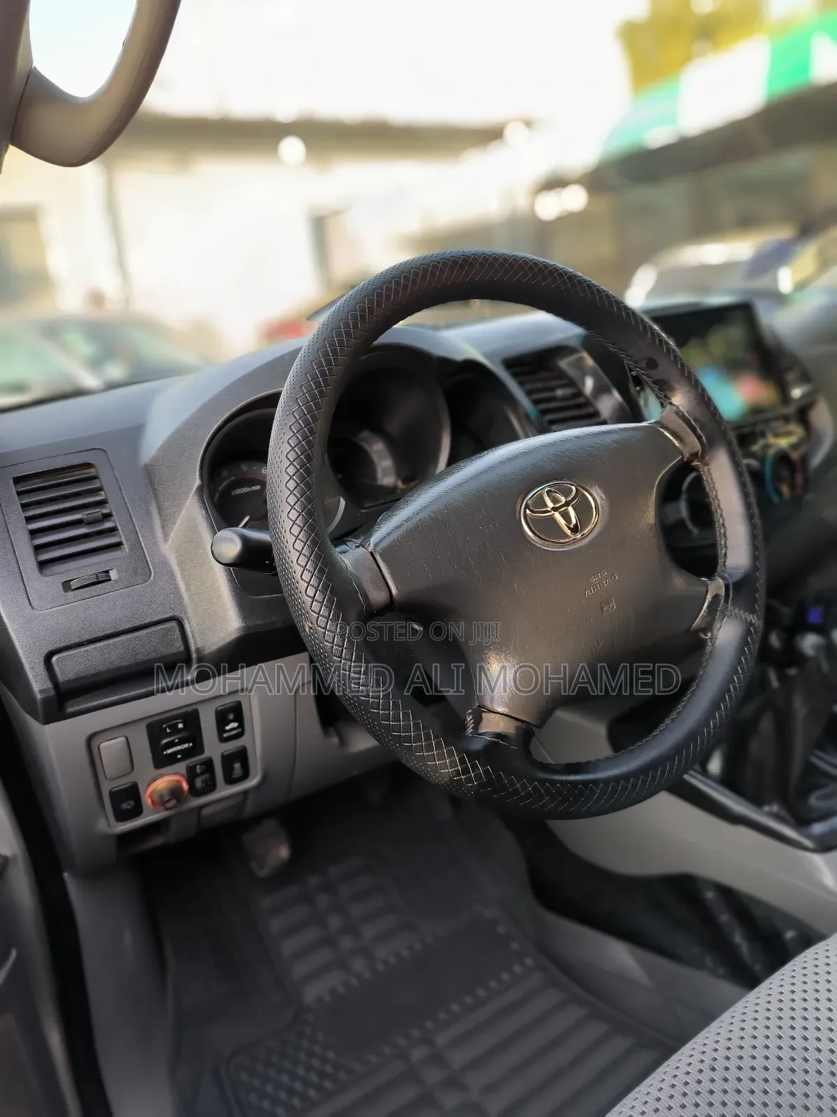 Toyota Hilux 2015 Silver