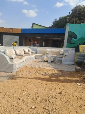 Alif Mejlis and Sofa