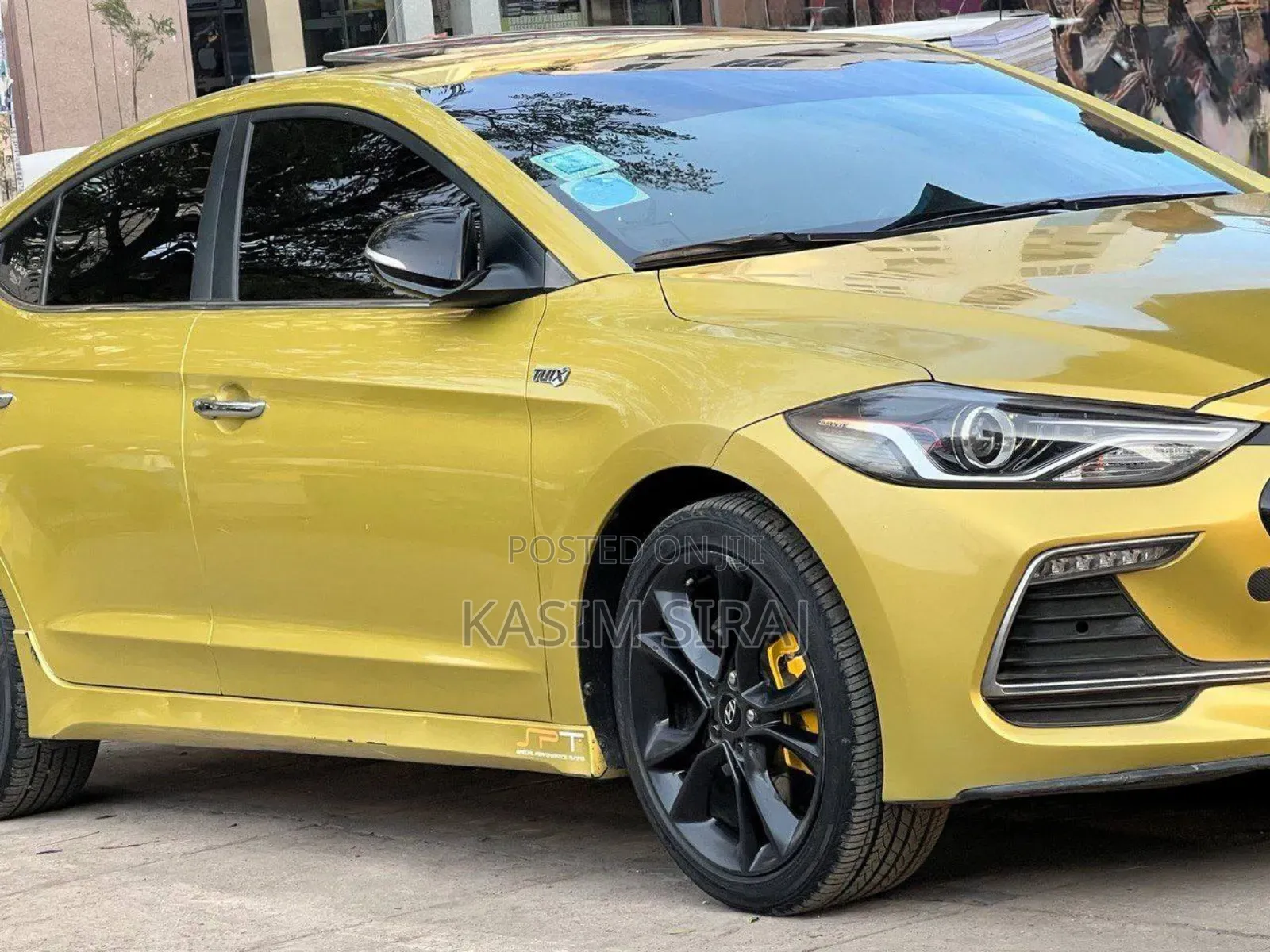 Hyundai Avante 2017 Brown