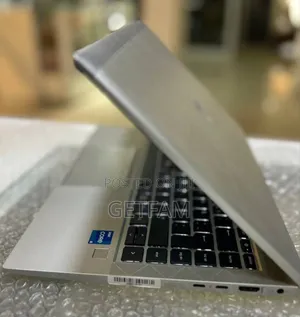 New Laptop HP EliteBook 840 G8 16GB Intel Core i5 SSD 512GB