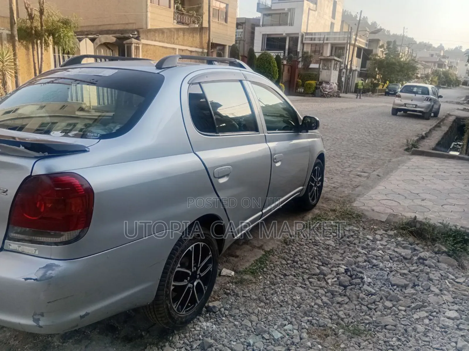 Toyota Platz 2005 Silver