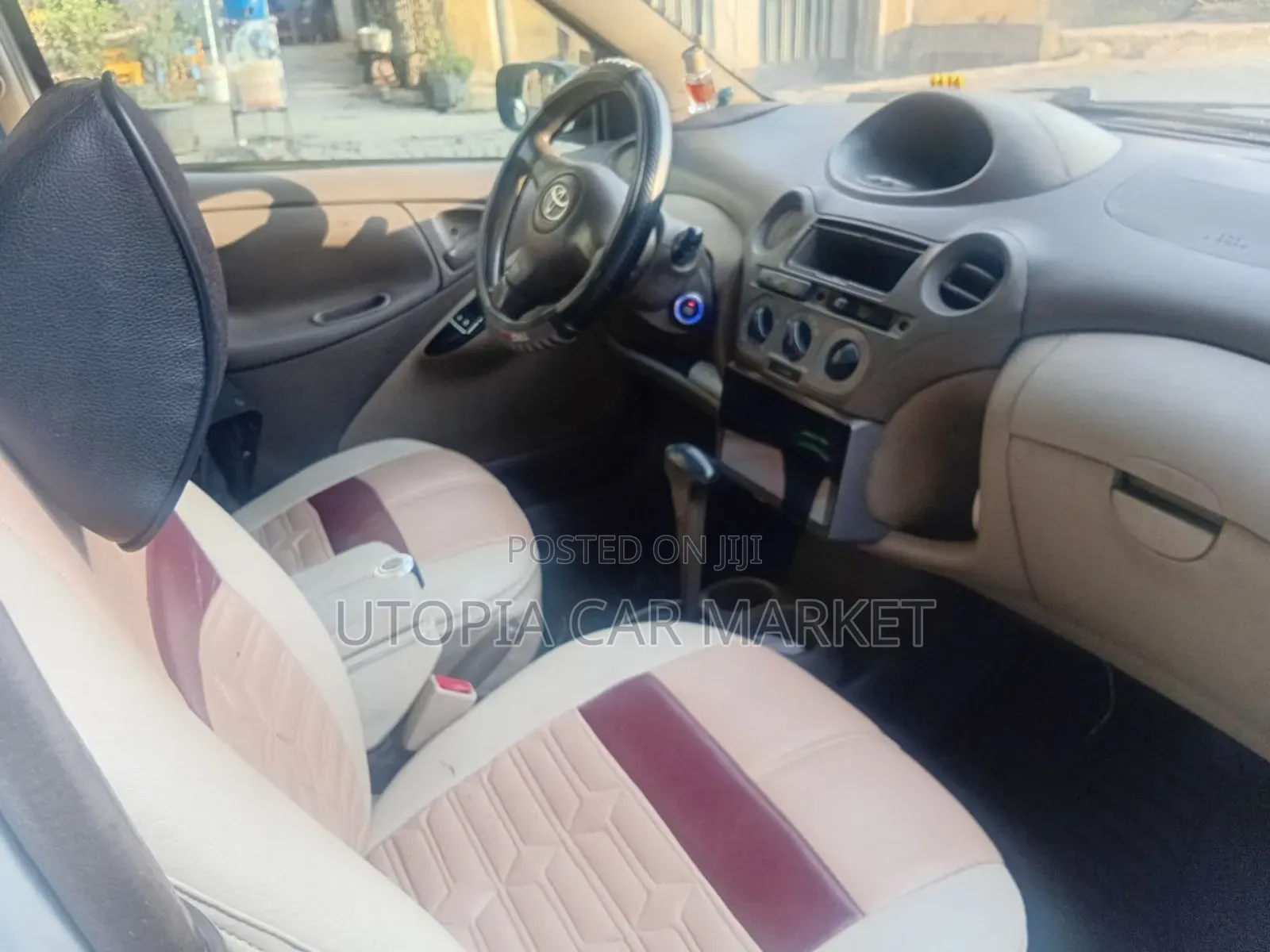 Toyota Platz 2005 Silver