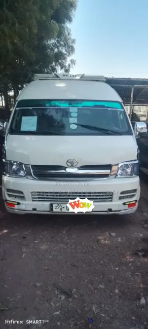 Toyota HiAce 2009