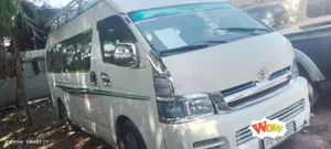 Toyota HiAce 2009