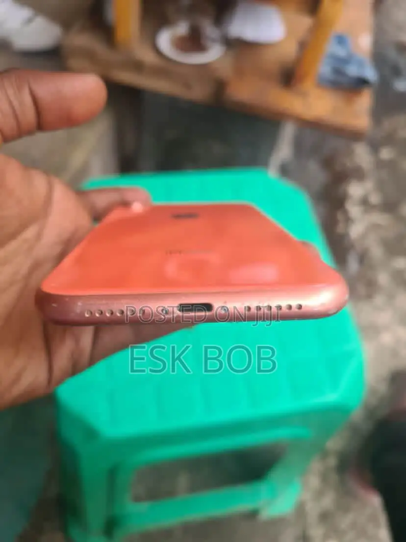 Apple iPhone XR 64 GB Pink