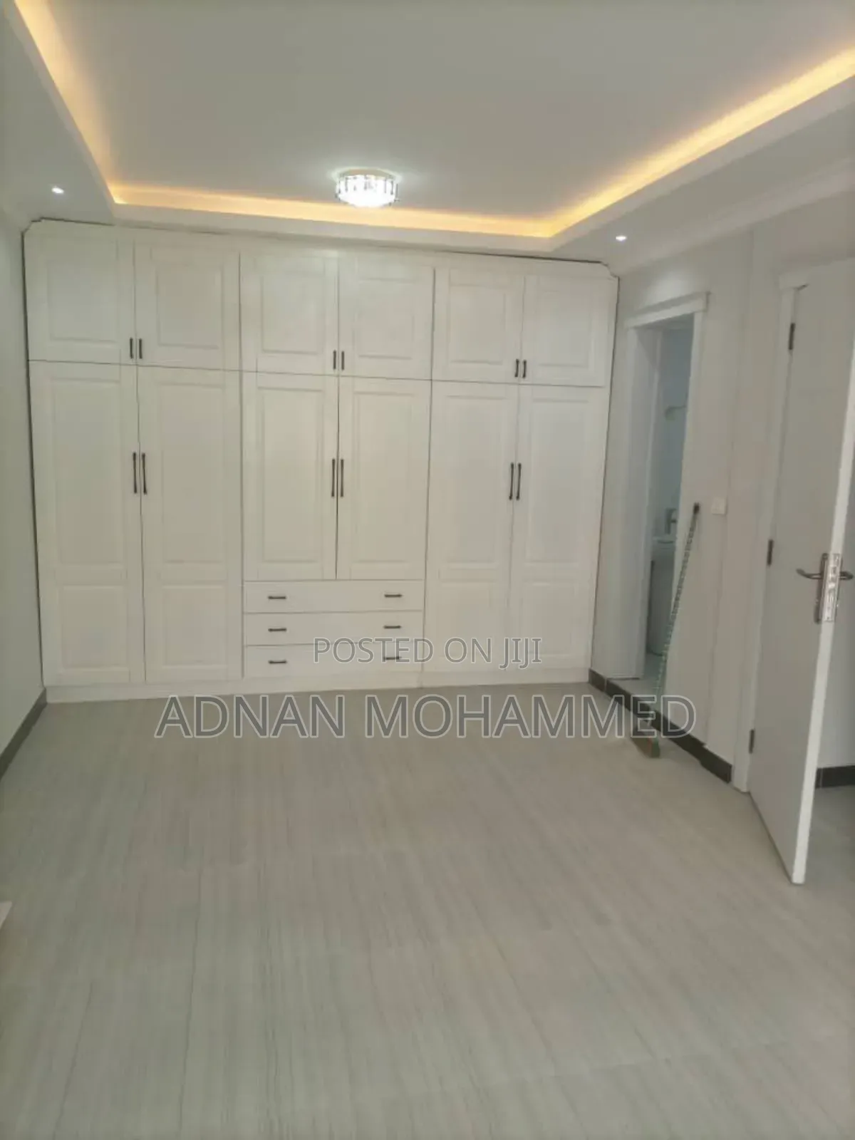 5bdrm House in Akaky Kaliti for sale