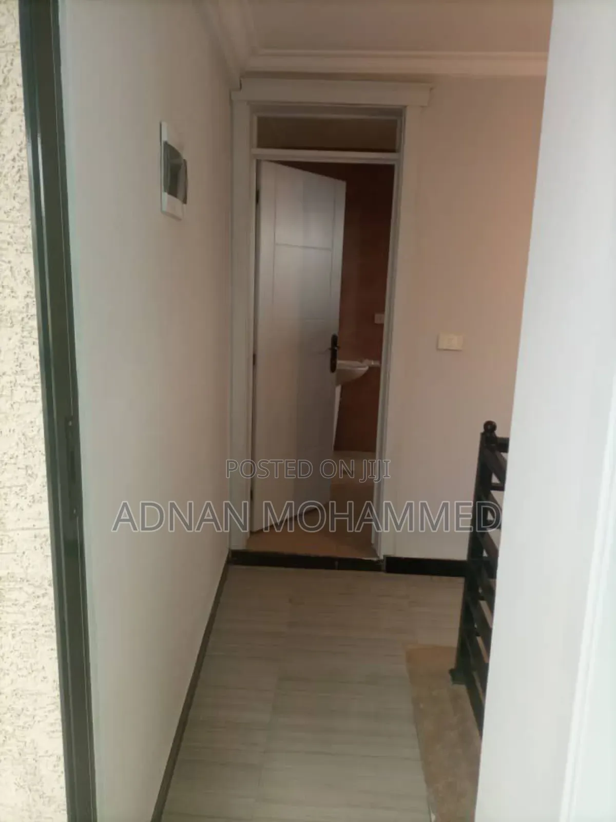 5bdrm House in Akaky Kaliti for sale