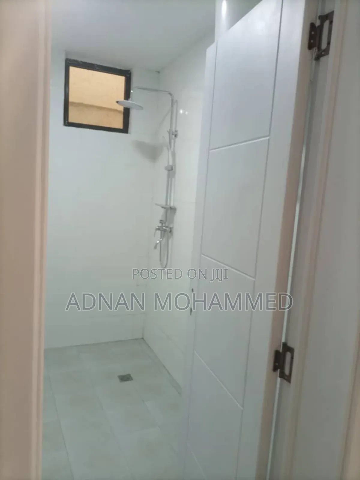 5bdrm House in Akaky Kaliti for sale