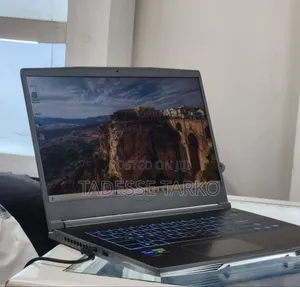 New Laptop MSI 16GB Intel Core I5 SSD 512GB