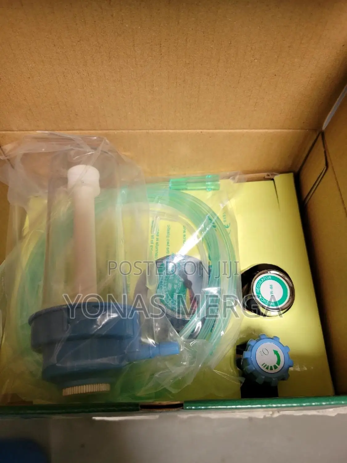 Oxygen Regulator言巉flow Meter With Fine Adjustment Valve