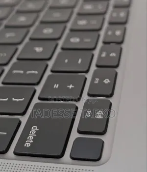 New Laptop Apple MacBook Air 2020 M1 8GB Apple M1 SSD 512GB