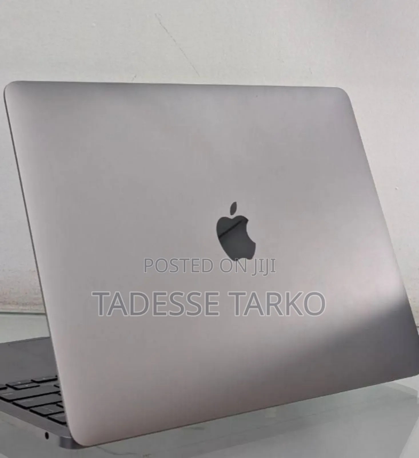 New Laptop Apple MacBook Air 2020 M1 8GB Apple M1 SSD 512GB