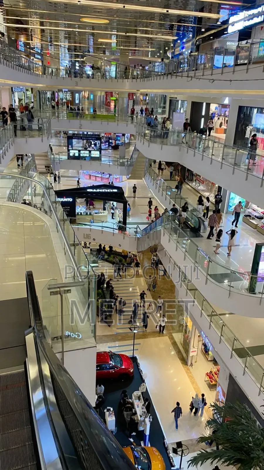 ተፈላጊ በሆነ ቦታ የንግድ ሞል ለሽያጭ 2.5 ሚሊዮን ጠቅላላ ዋጋ