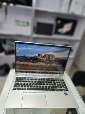 New Laptop HP EliteBook 850 G8 16GB Intel Core I7 SSD 512GB