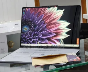 New Laptop Lenovo Yoga 7i 16GB Intel Core Ultra 7 SSD 1T