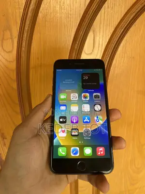 Apple iPhone 8 Plus 64 GB Black