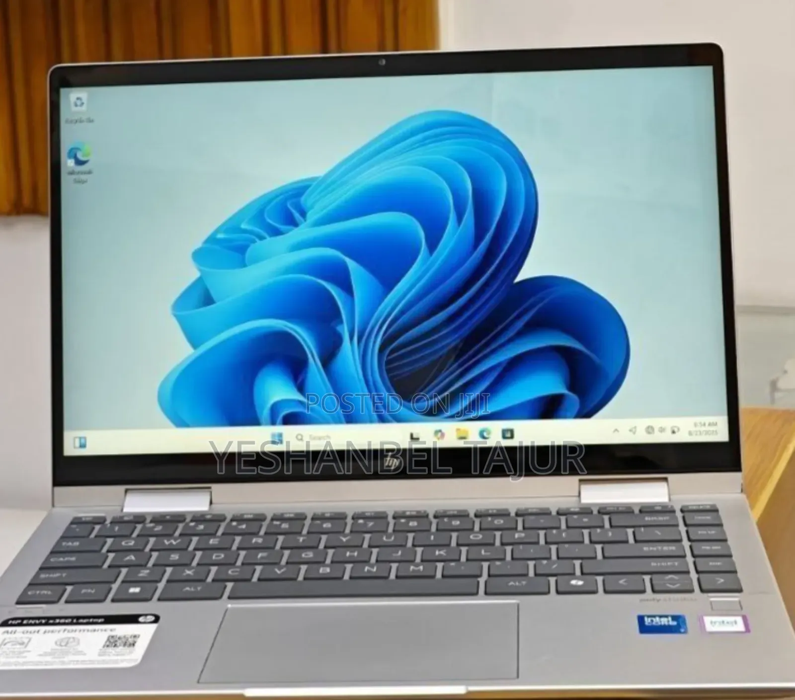 New Laptop HP Envy X360 16GB Intel Core 7 SSD 512GB