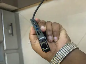 Type C to HDTV 8 in 1 (Hdtv+2usb+Type C + Sd)