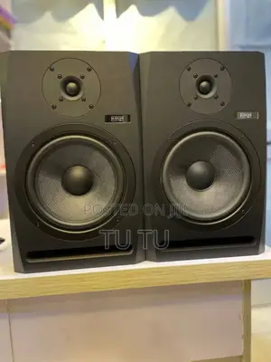 Studio Monitor